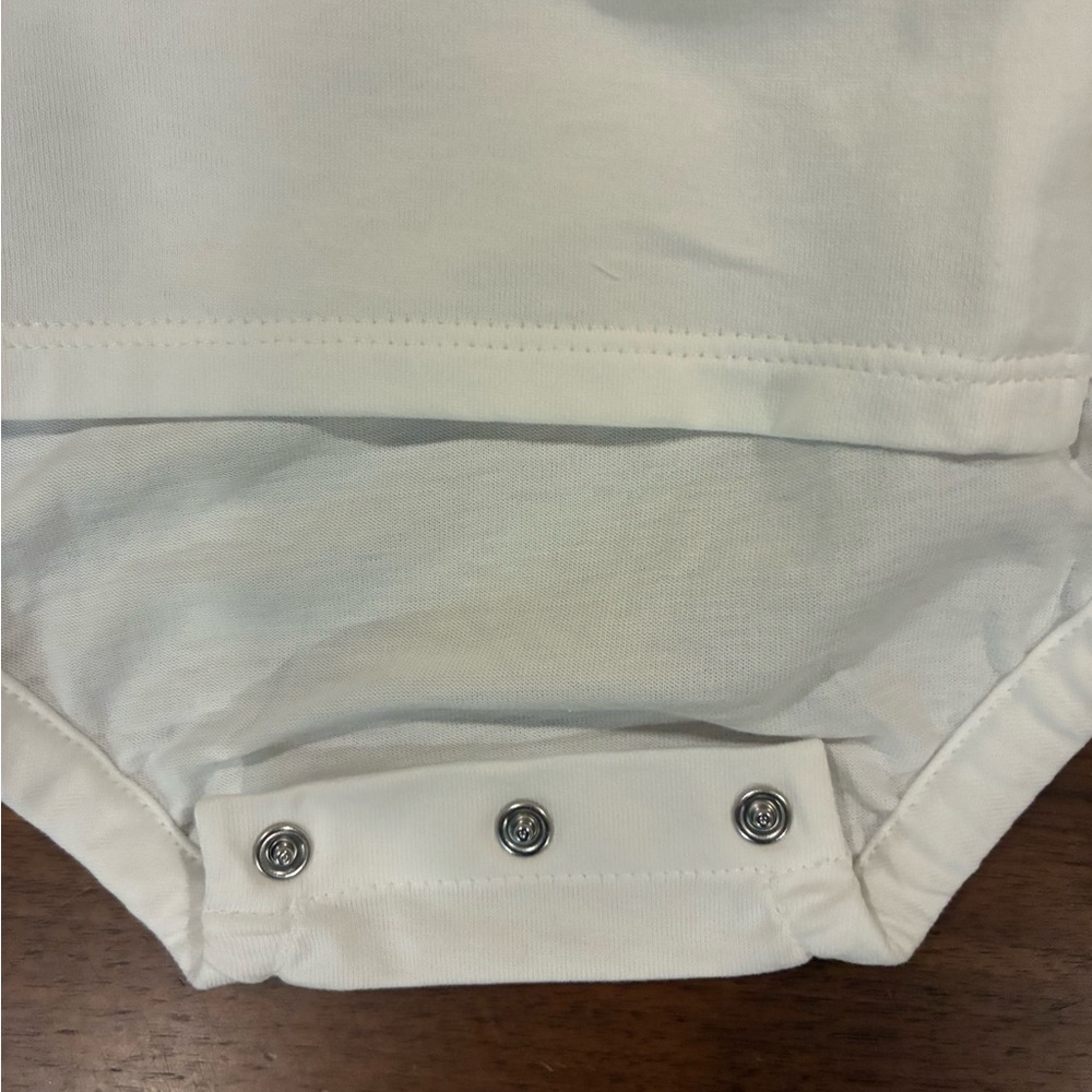 NWT- Burberry Bodysuit & Check Bandana Bib Set - Picture 10 of 15